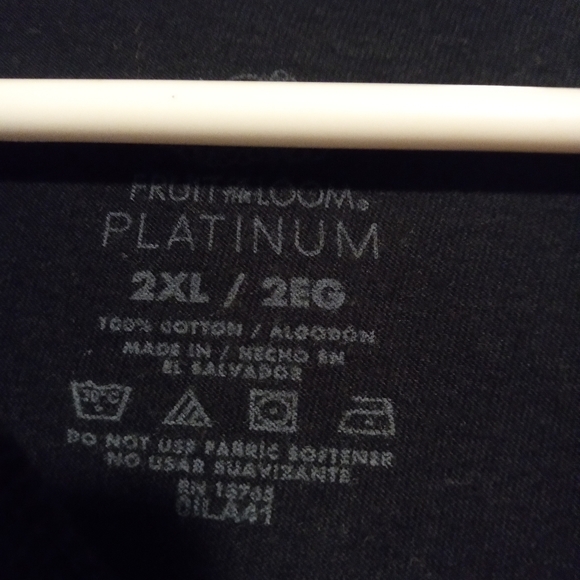 Women's Graphic 2x Comfortable TSHIRT Measurements are in the pictures Brand New - Picture 3 of 5